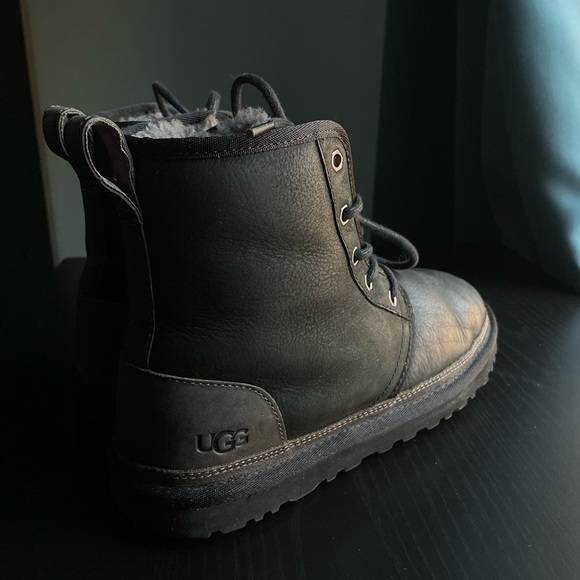 UGG Men's Harkley Lace up Boots - Picture 6 of 11